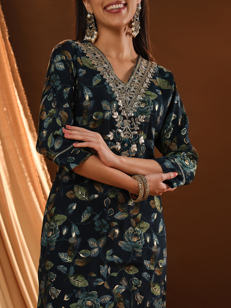 Green Grace V-neck Kurta Set