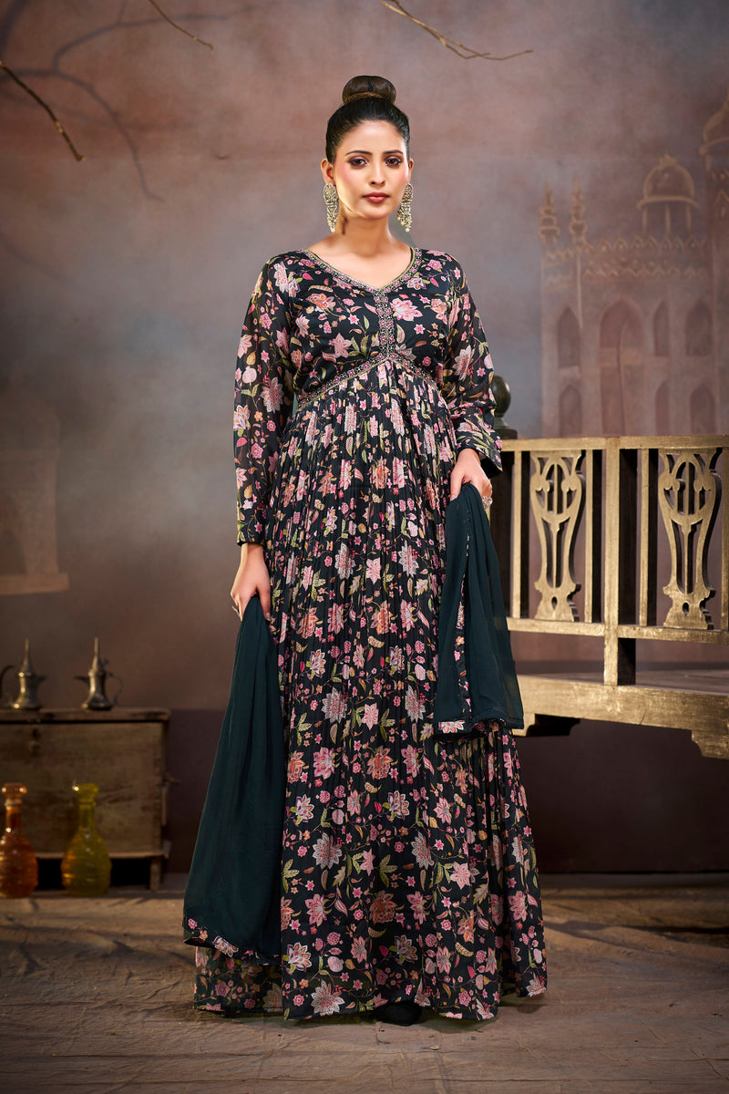 Noir Charm Blossom Gown set