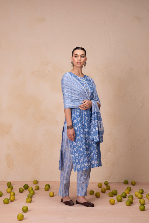 Round Neck Blue Printed Kurta Set with Dupatta